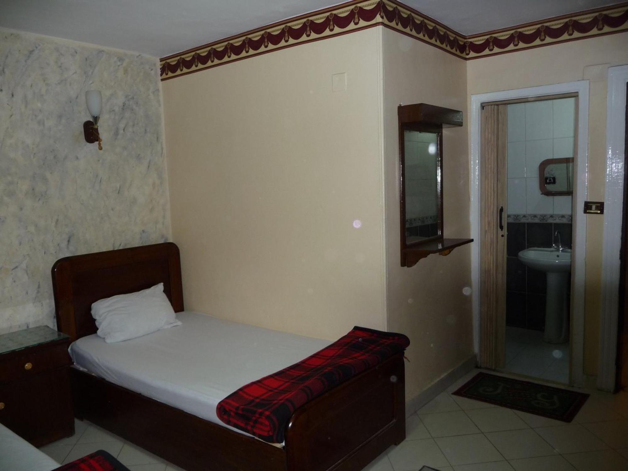 Venus Hostel Cairo Exterior photo