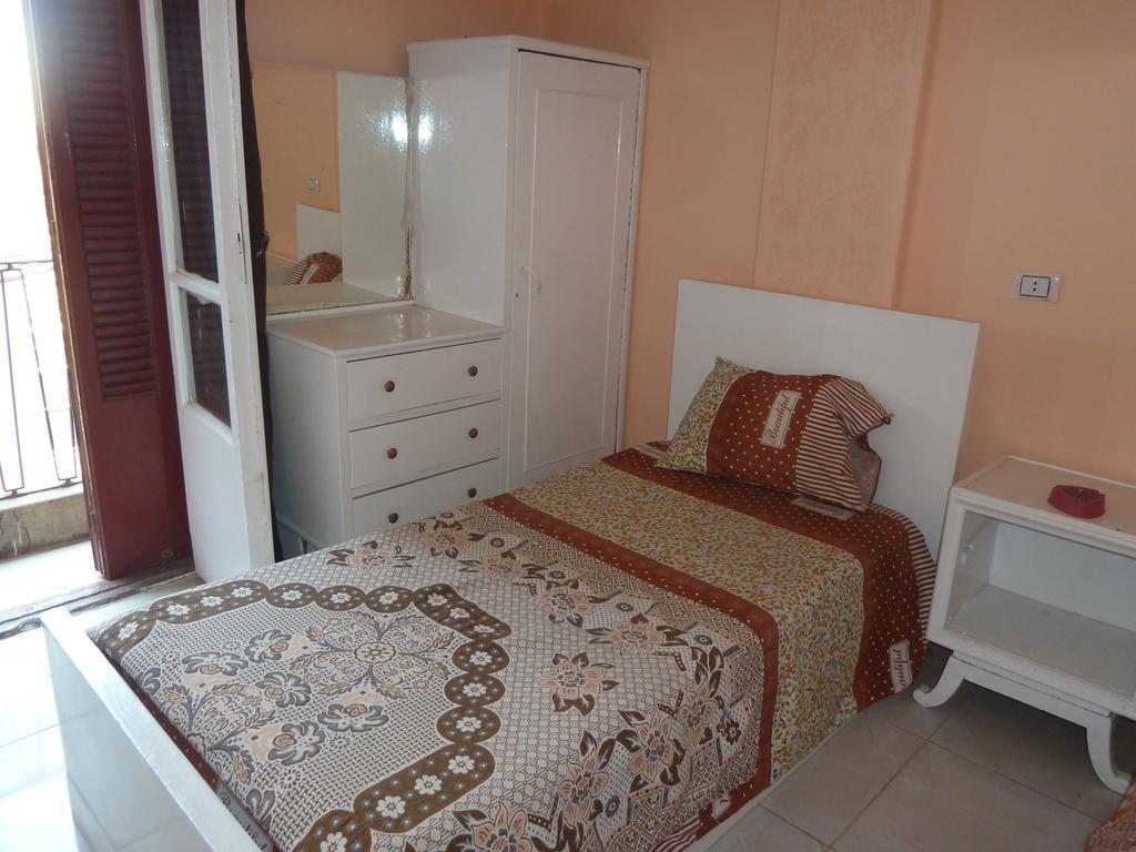 Venus Hostel Cairo Exterior photo